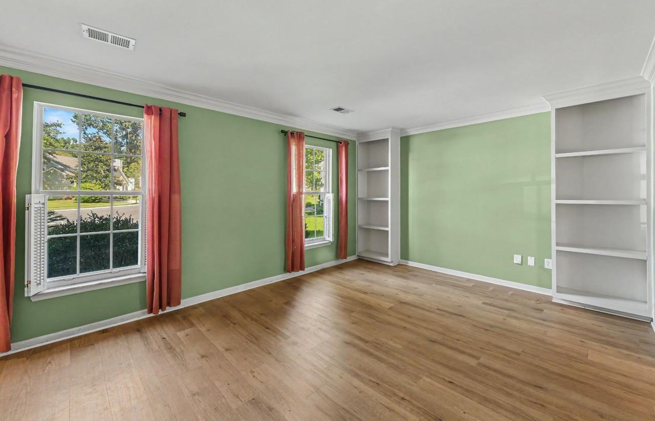105 Kitridge Pt - Photo 5 of 11