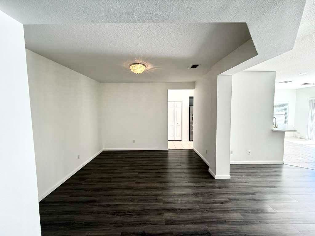 14548 Grand Cove Dr #1 - Photo 5 of 29