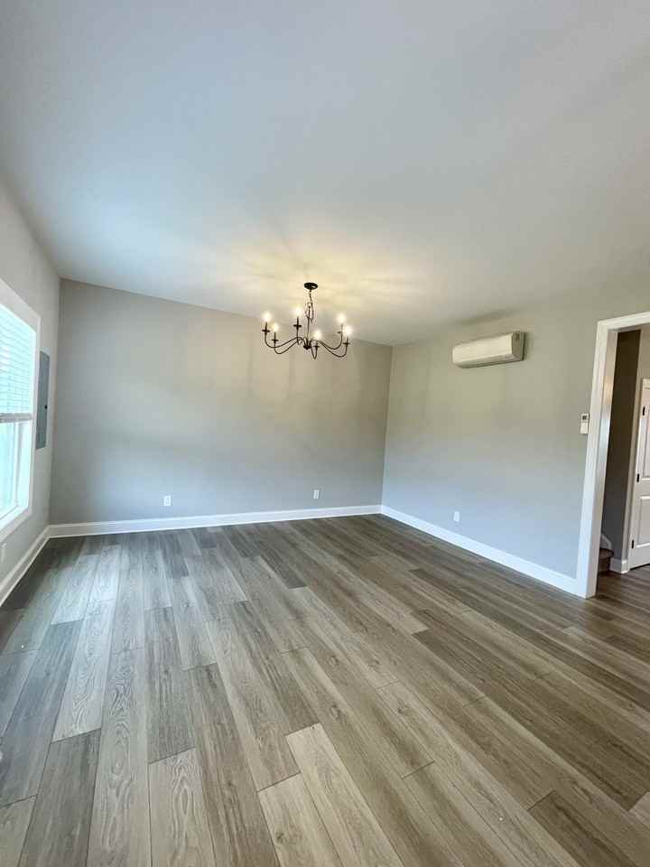 1027 Ridgestone Ct #1 - Photo 4 of 28