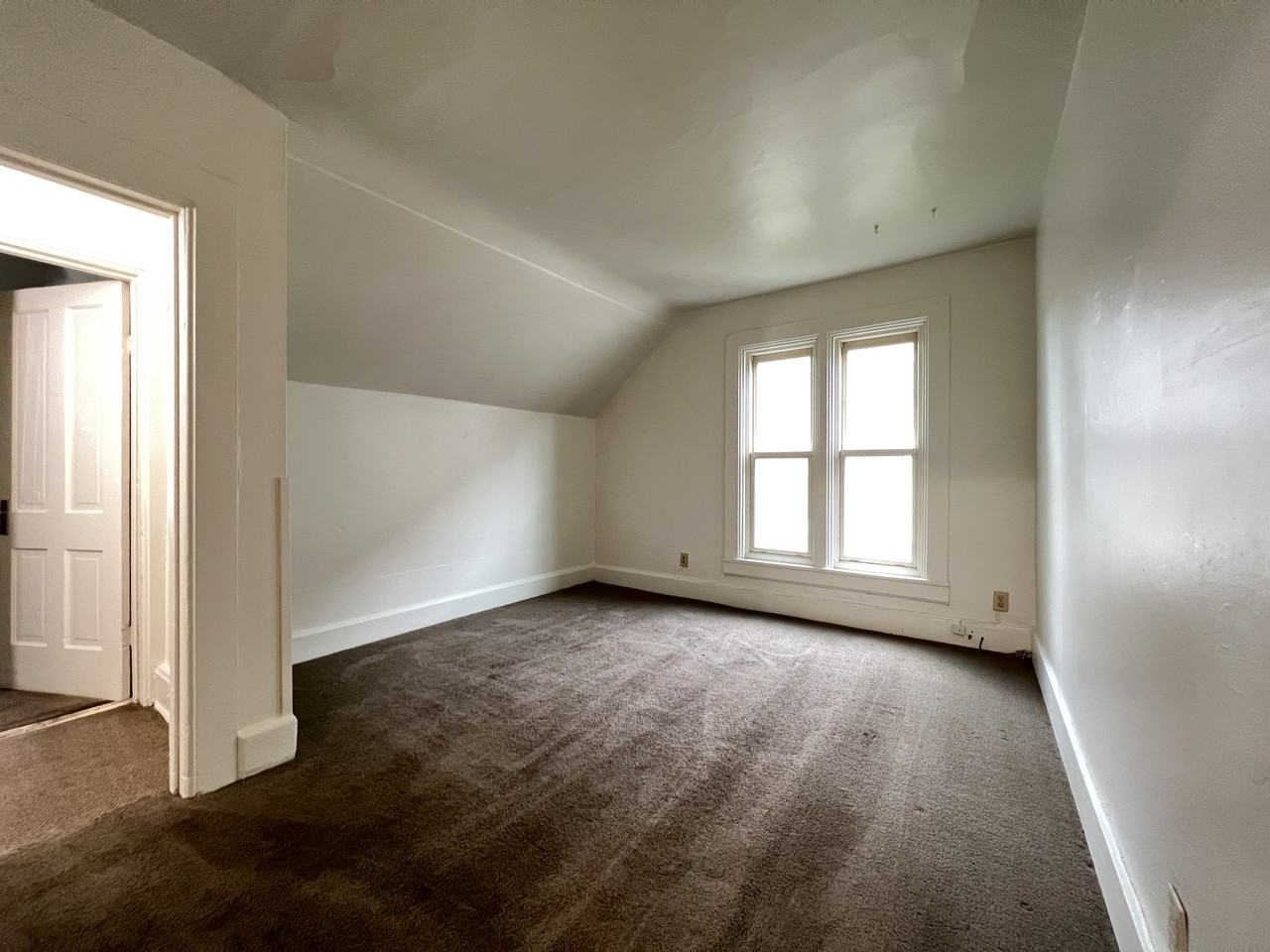 1258 University Ave #2 - Photo 2 of 9