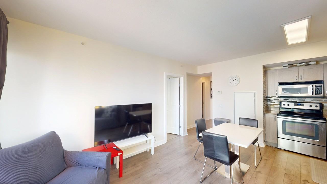 10 807-10 Brentwood Common Nw - Photo 5 of 14