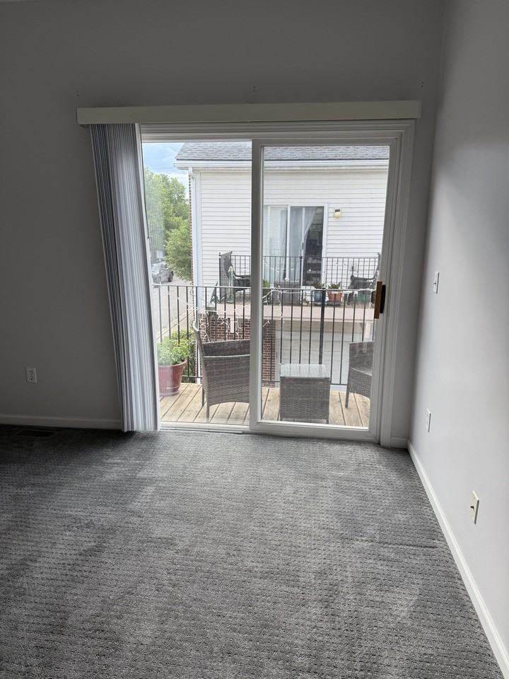 332 S Roessler St #1 - Photo 4 of 11