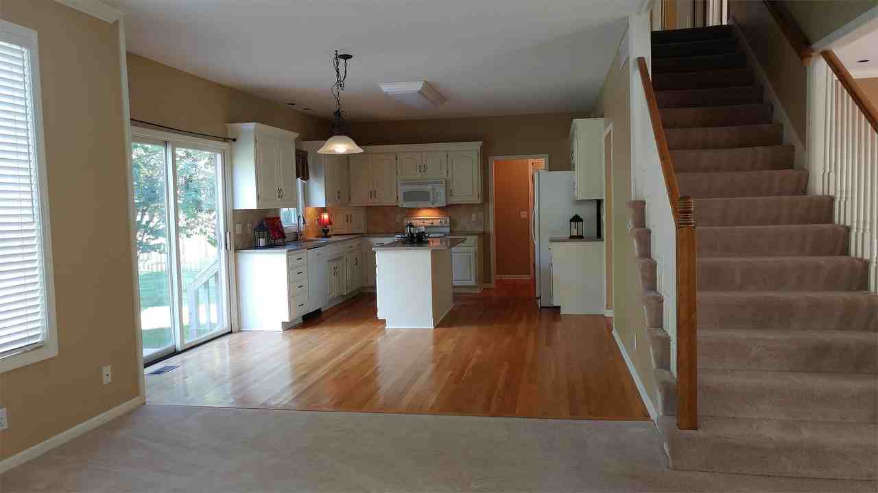 15757 Cedar St #1 - Photo 3 of 10