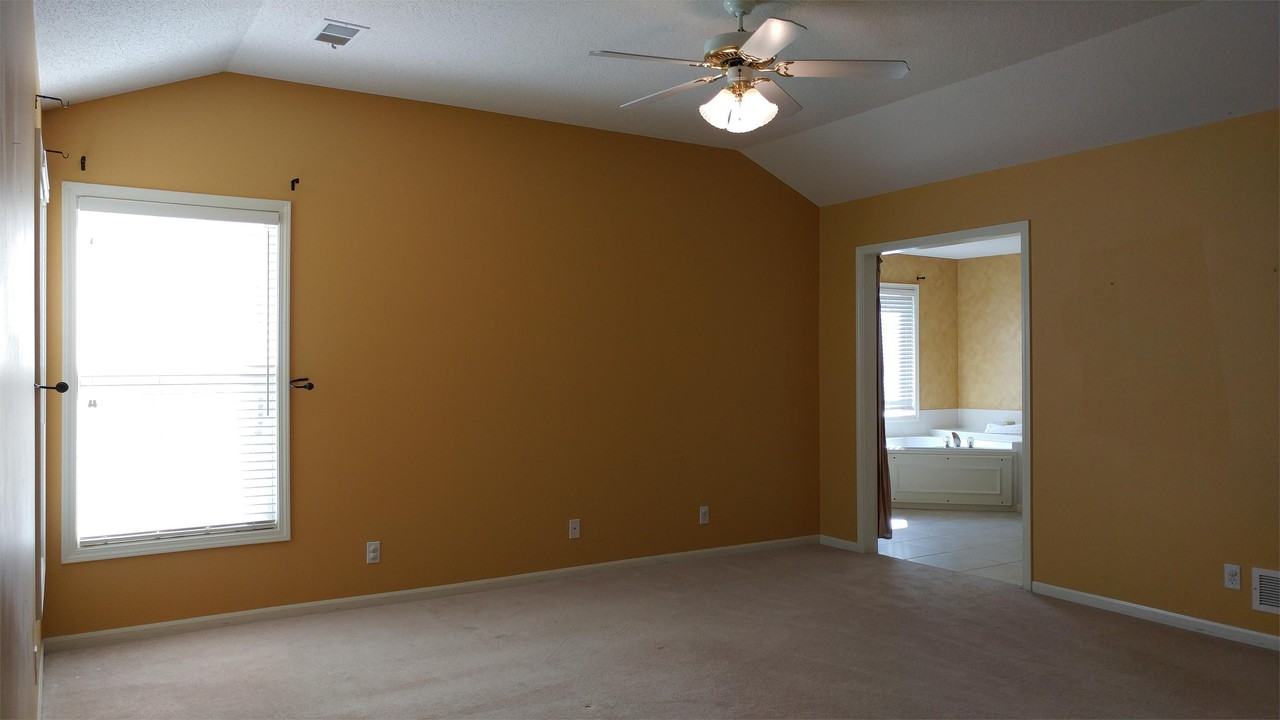 15757 Cedar St #1 - Photo 5 of 10