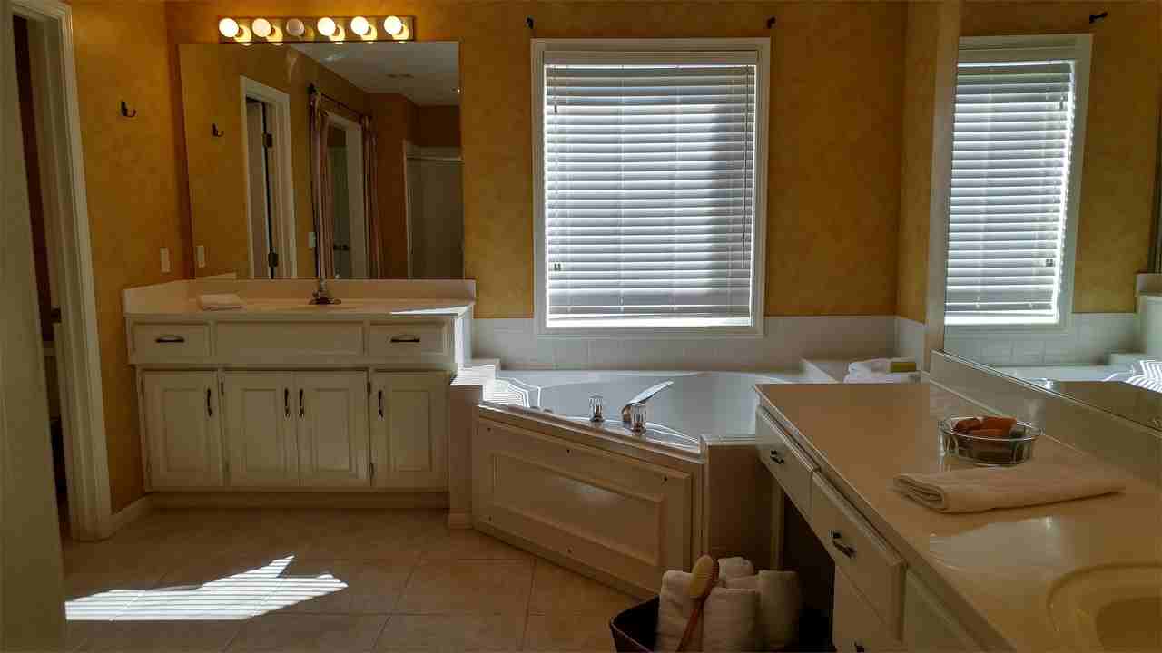 15757 Cedar St #1 - Photo 6 of 10