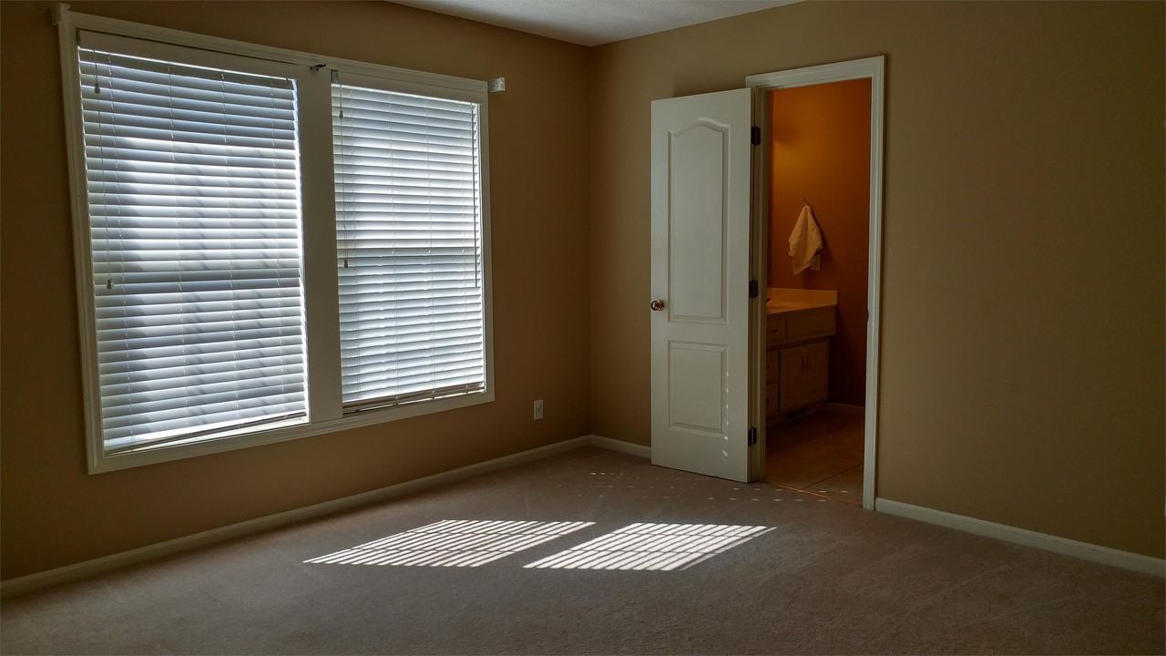 15757 Cedar St #1 - Photo 7 of 10