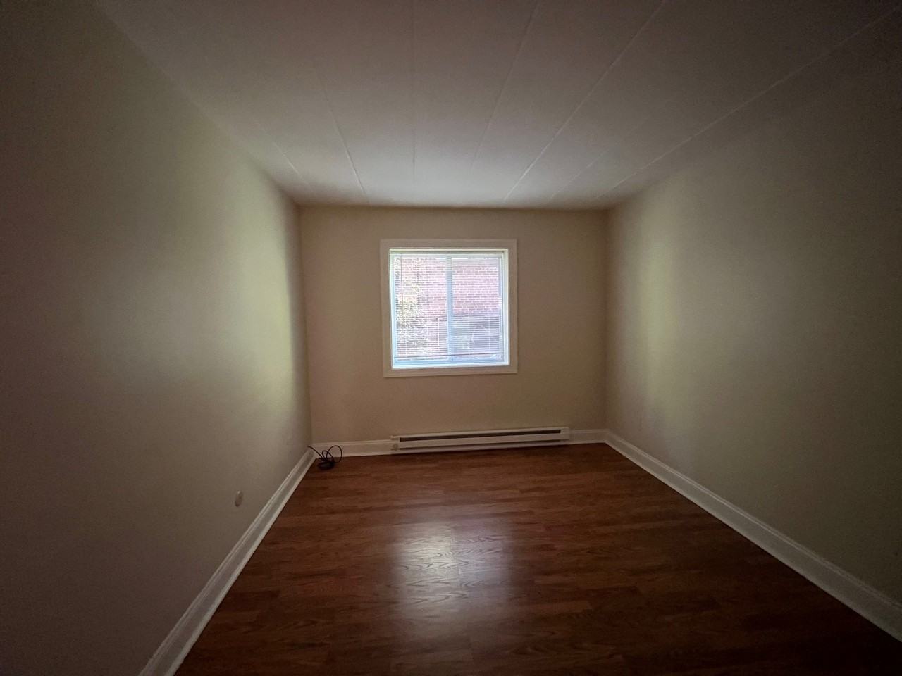 151 Robinson St #13 - Photo 6 of 19