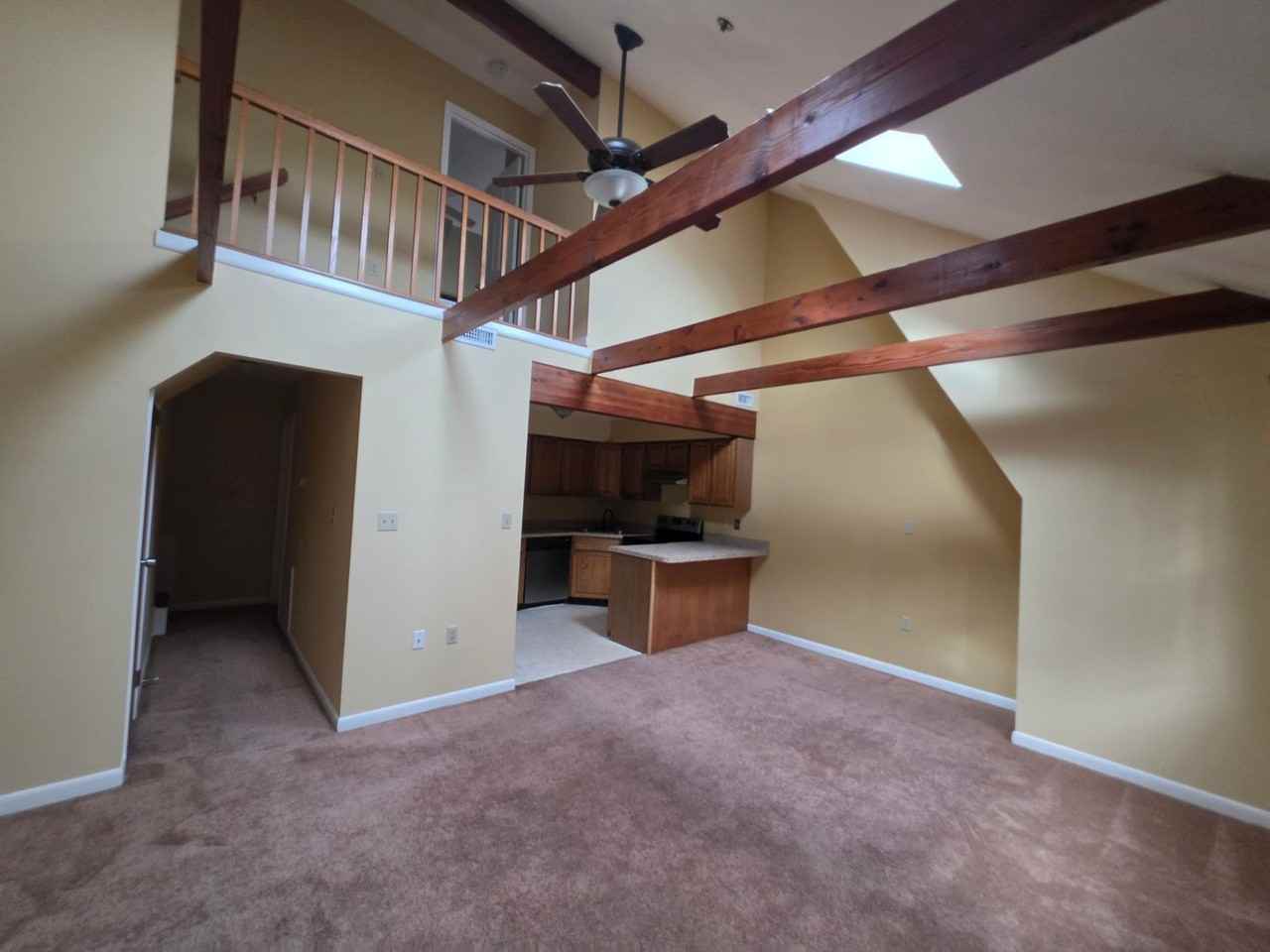 360 Union St - Photo 4 of 16