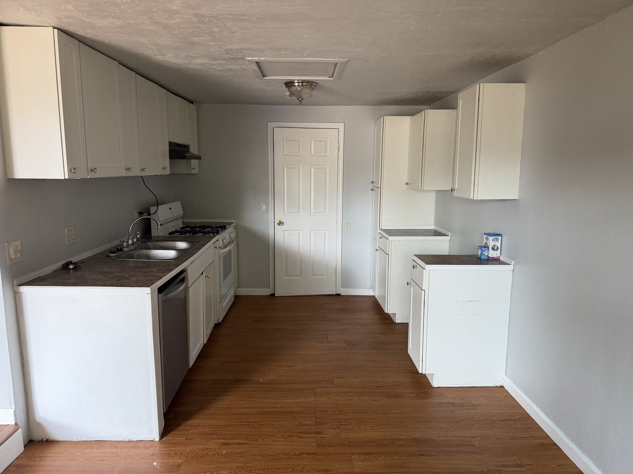 4020 Thomas Ave #1 - Photo 6 of 20