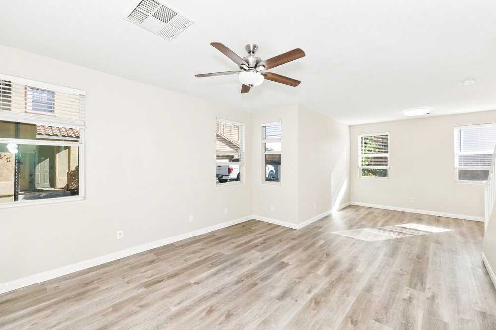 528 Fork Mesa Ct - Photo 5 of 17
