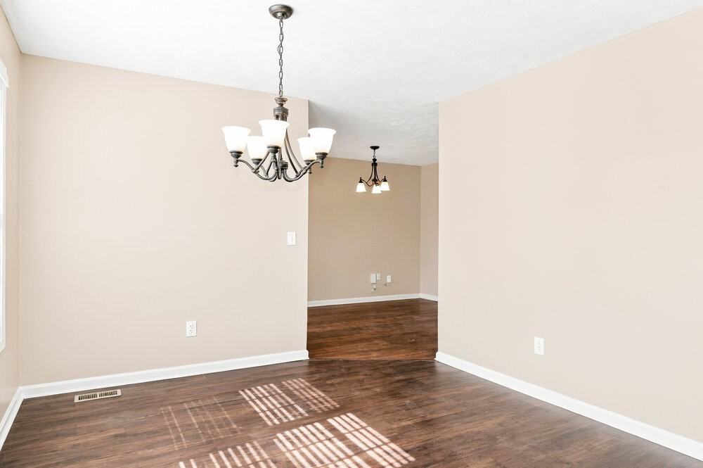 210 Valley Ct - Photo 6 of 17