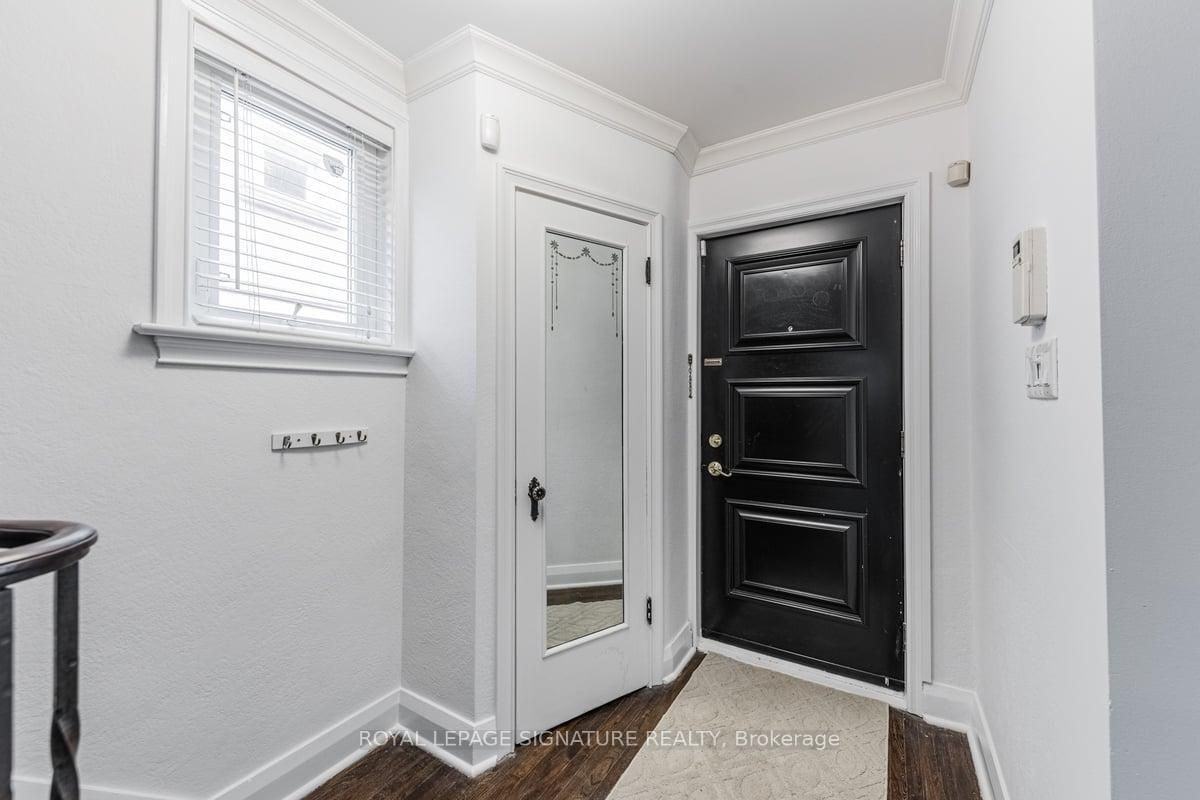 150 Davisville Avenue #Main - Photo 2 of 15