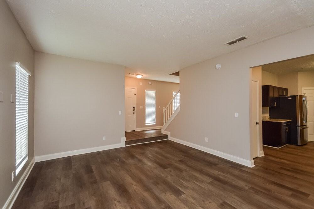 6399 Laurel Post Ct - Photo 5 of 17