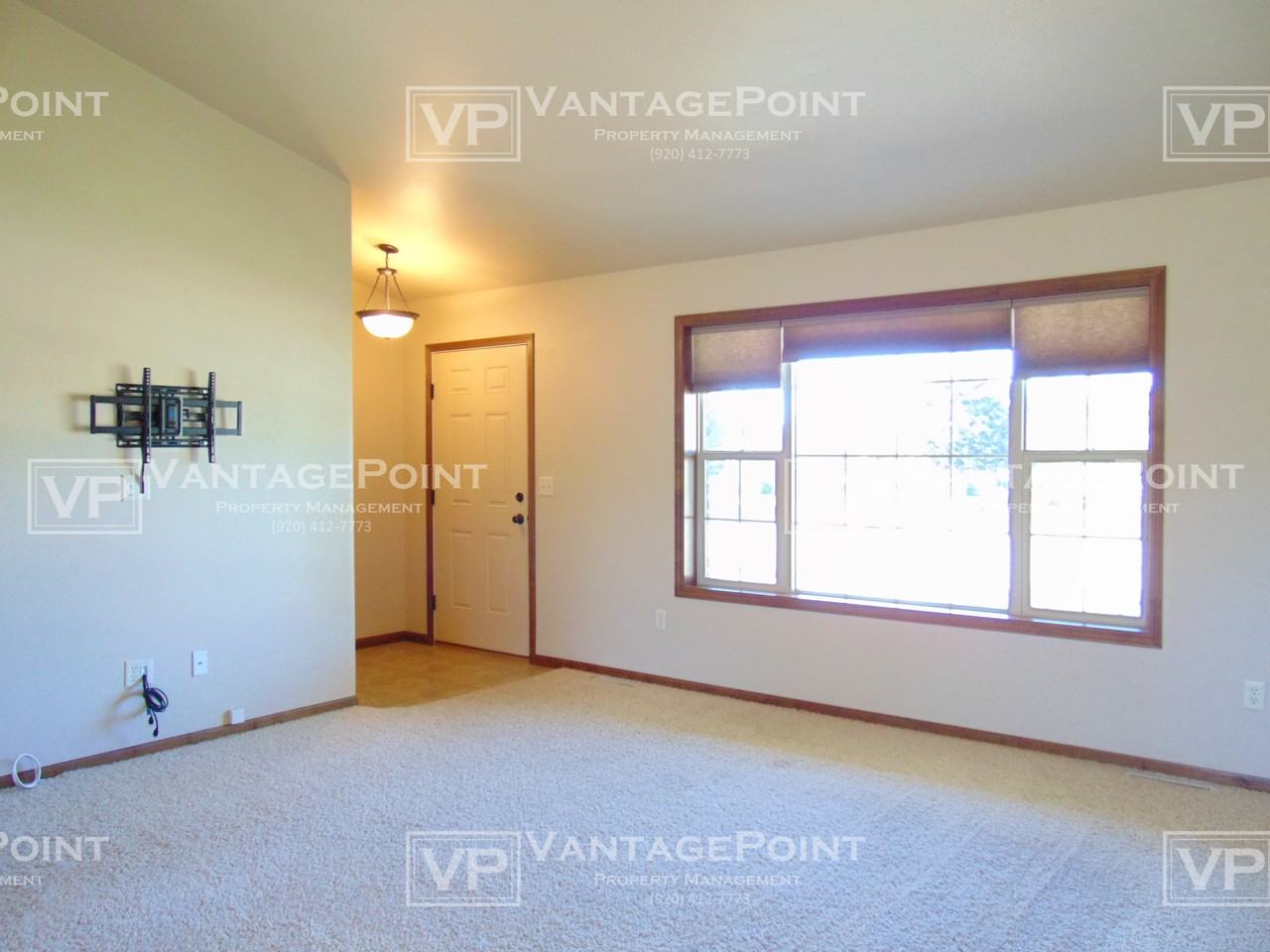 1439 Alpine Dr #1 - Photo 7 of 18