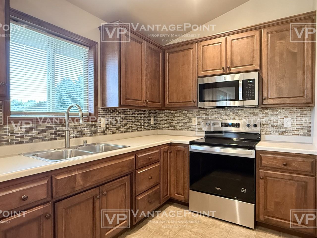 1439 Alpine Dr #1 - Photo 2 of 18