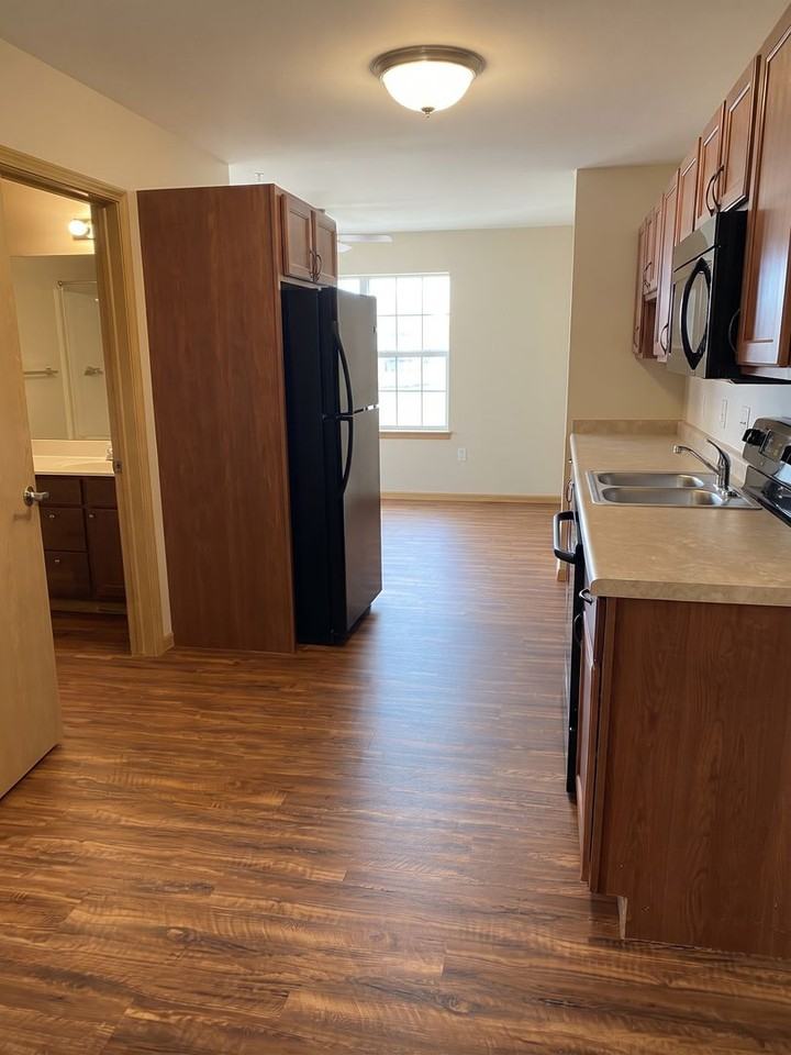 Springbrook Apartments - Photo 4 of 11