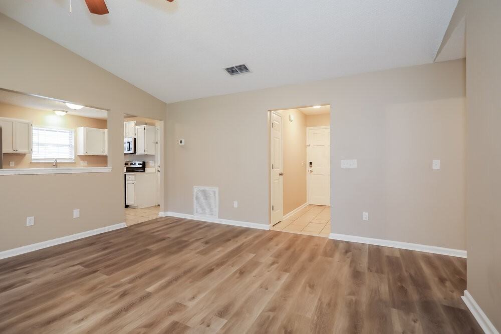 2993 Biloxi Trl - Photo 6 of 16