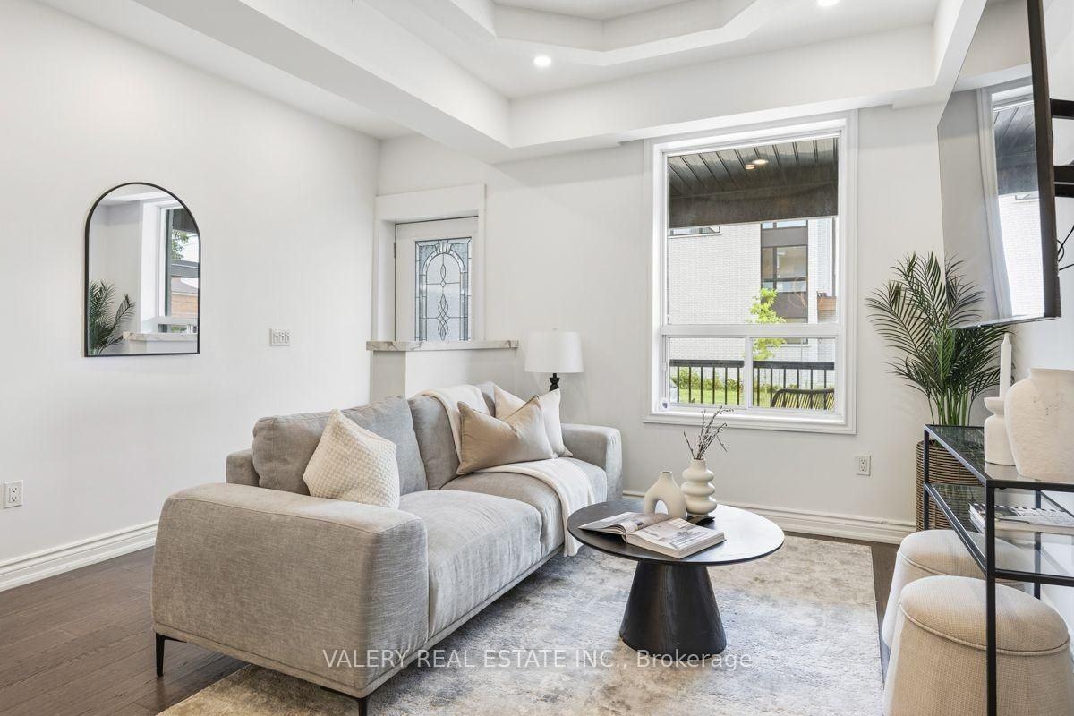 219 McRoberts Avenue - Photo 3 of 27
