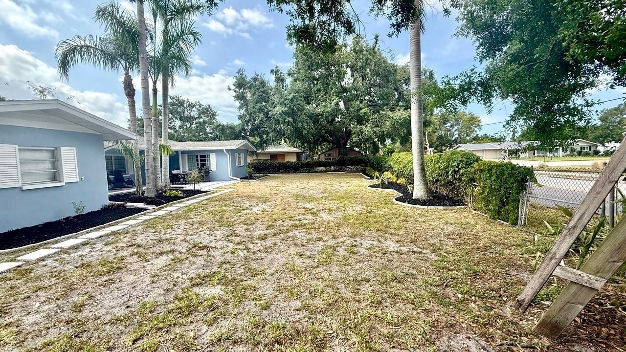 716 50th Street Ct W #1 - Photo 6 of 37