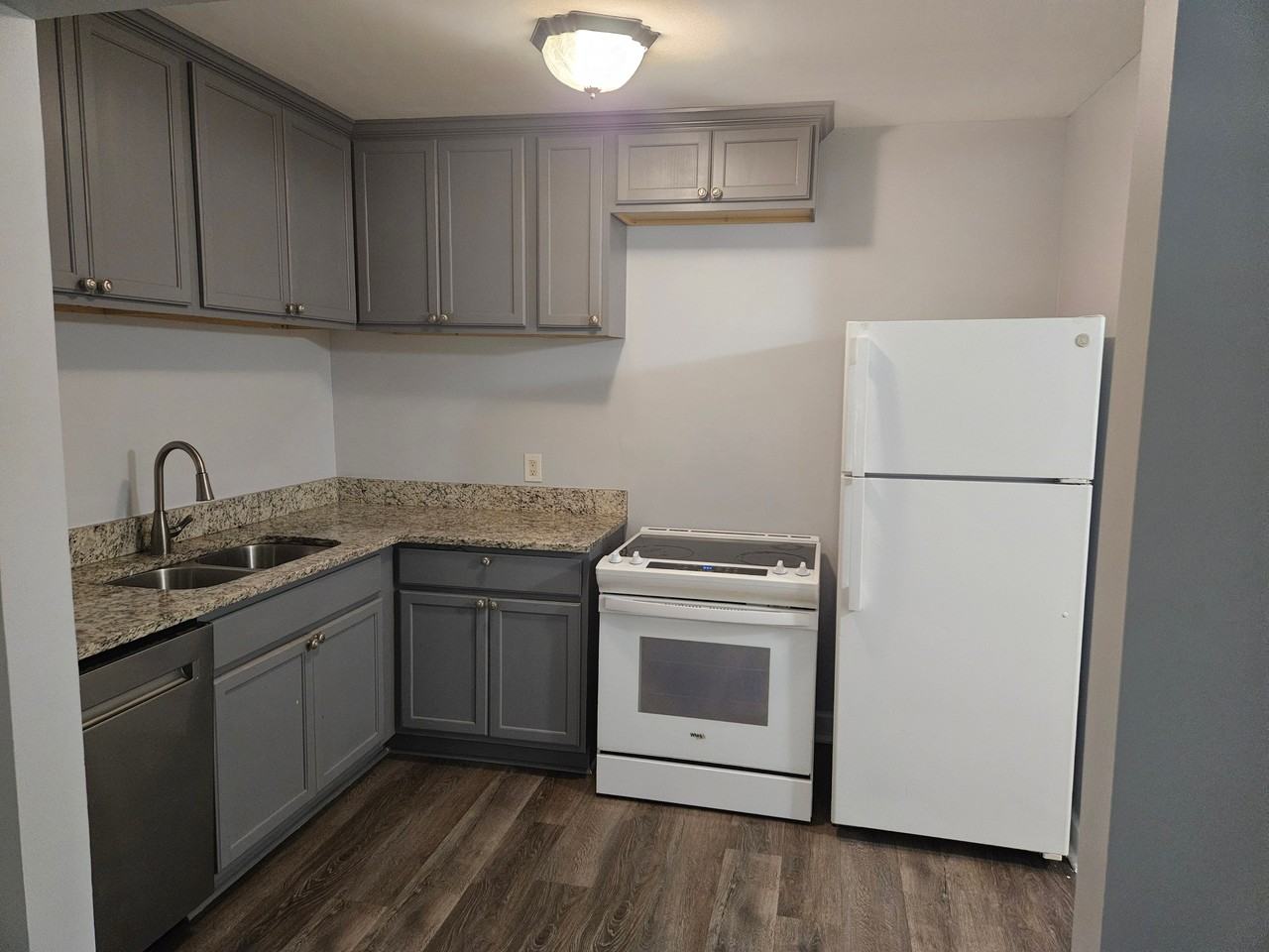 2322 Ewing St Sw - Photo 5 of 32