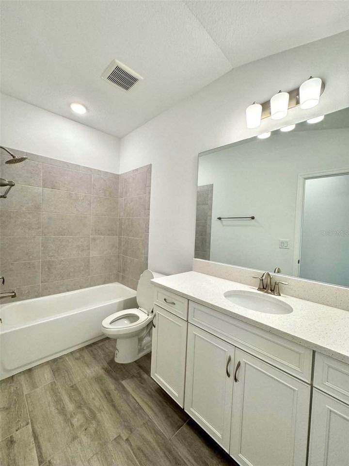 4044 Via Sienna Cir #1 - Photo 5 of 20