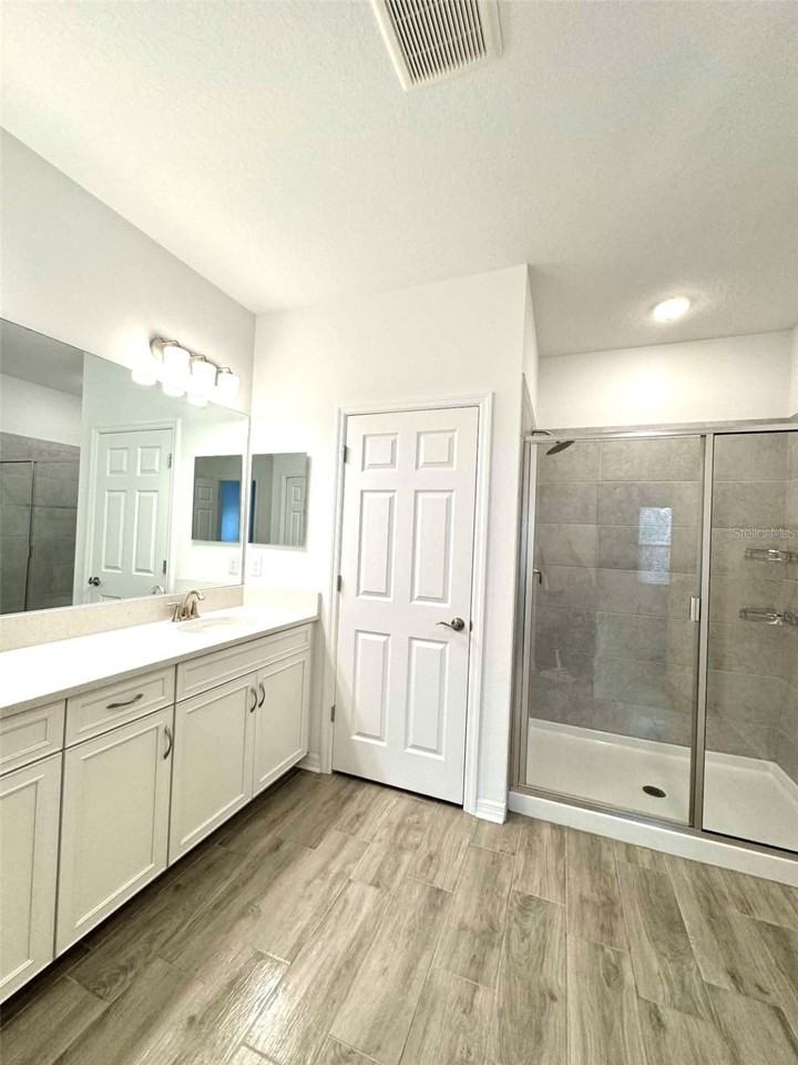 4044 Via Sienna Cir #1 - Photo 6 of 20