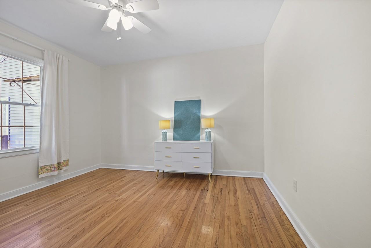 2151 Hollydale Ave #1 - Photo 6 of 14
