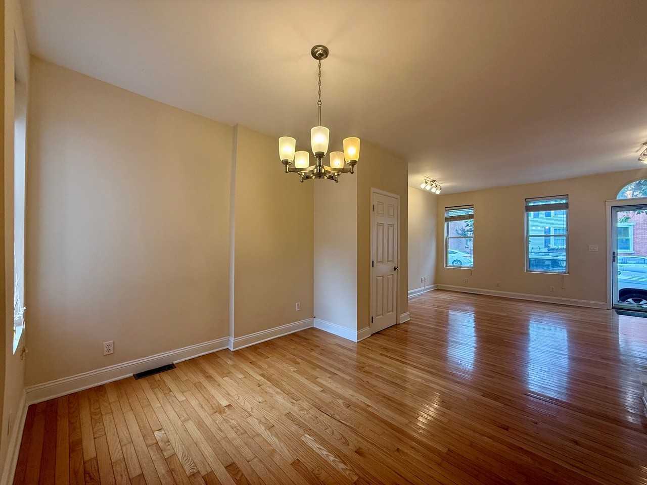 1906 N Scott St #1 - Photo 7 of 28