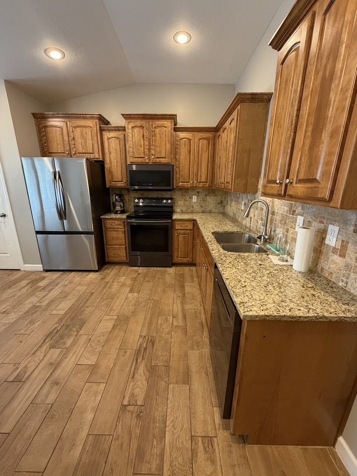 451 Ash Ct #1 - Photo 6 of 26