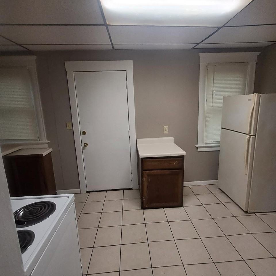 84 College St #86 - Photo 4 of 11