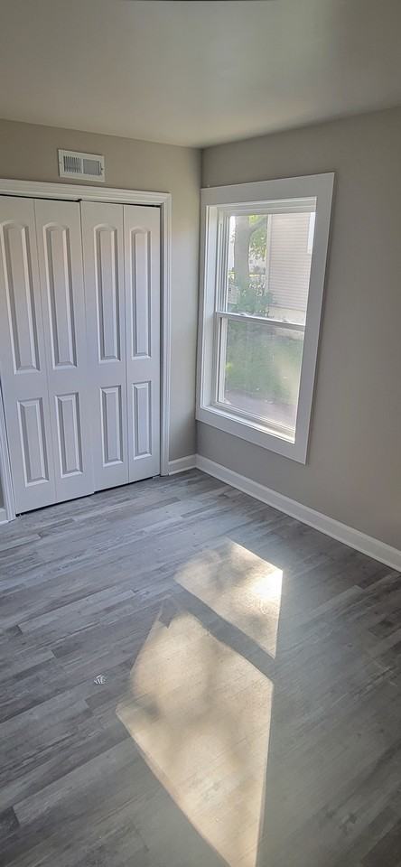 131 W Sauk Trl - Photo 7 of 10