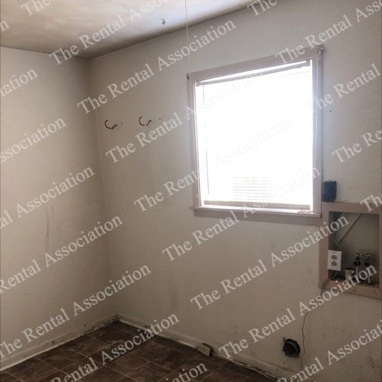 2504 Arcadia Dr #1 - Photo 5 of 13