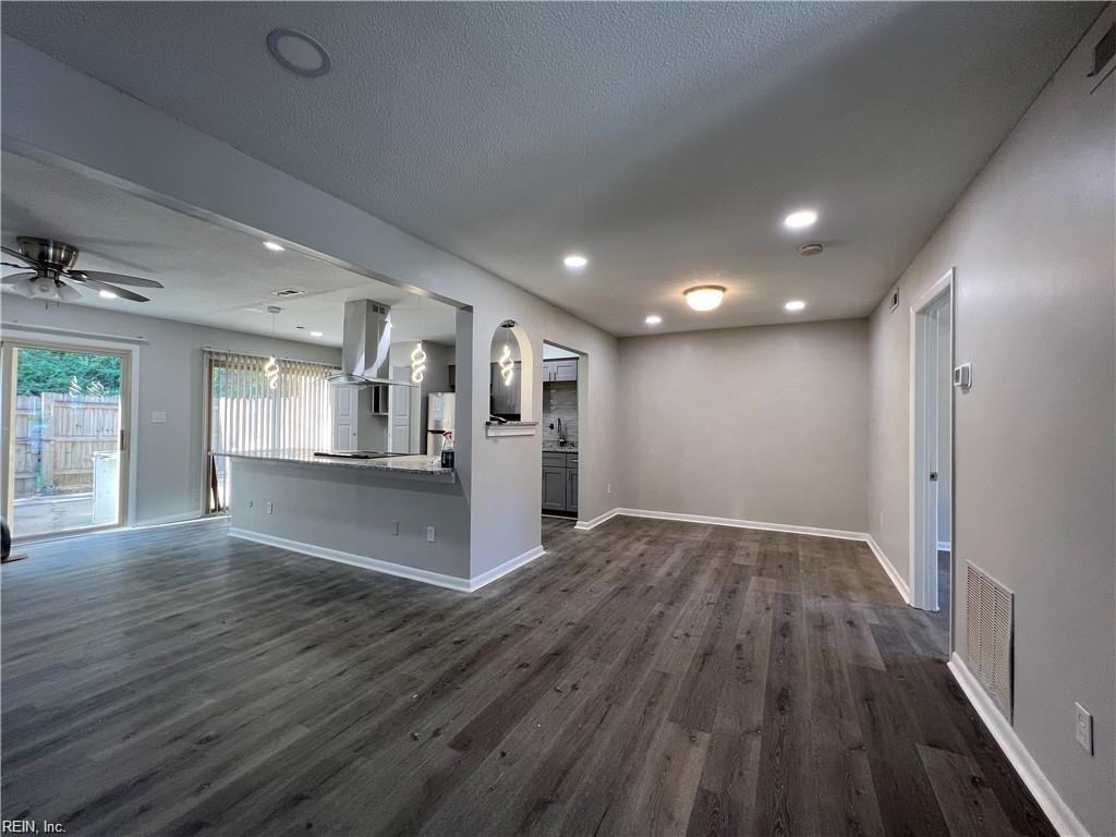 5025 Eaton Ct #1 - Photo 5 of 17