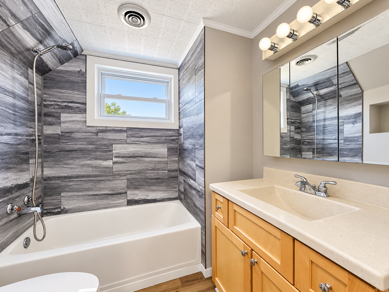 206 W Sangamon St #1 - Photo 5 of 18
