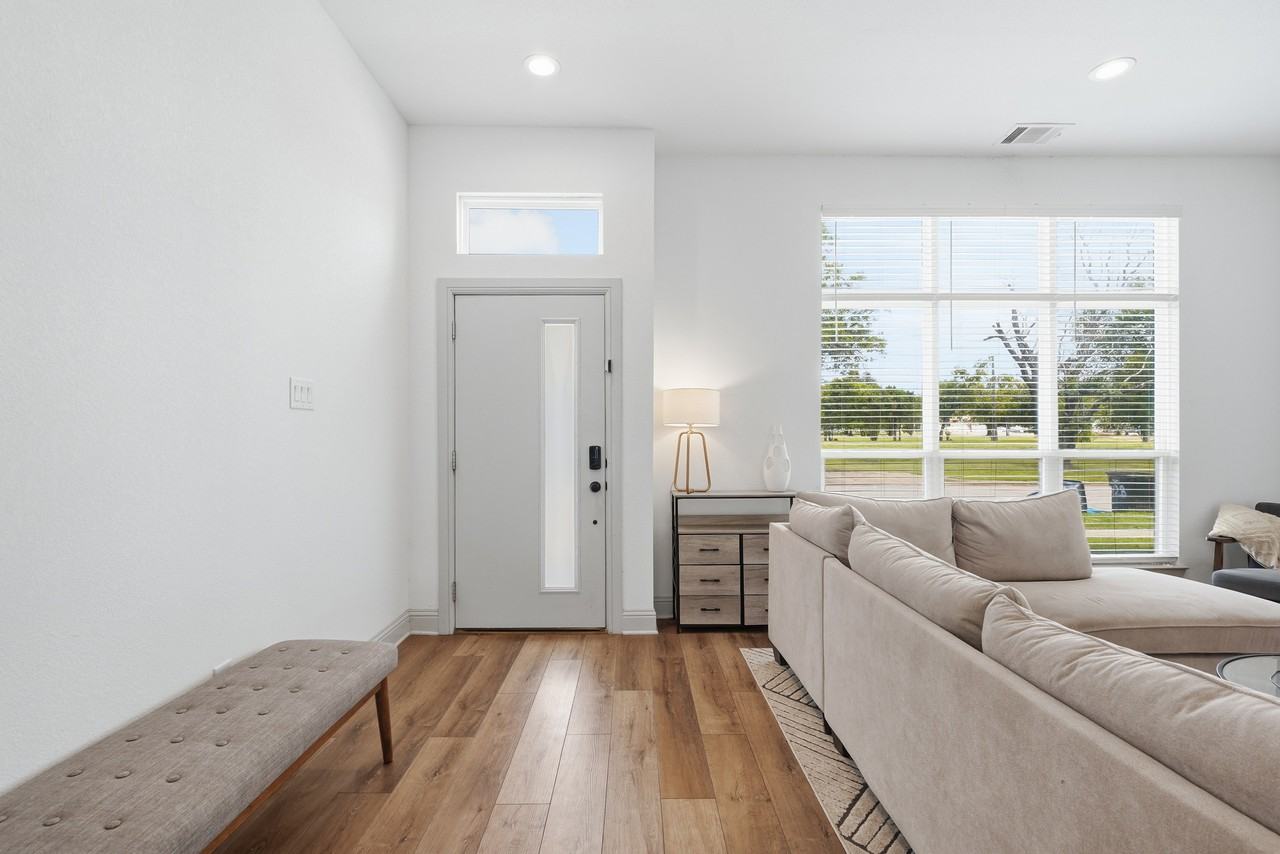 3128 Wayside Ave #1 - Photo 5 of 27