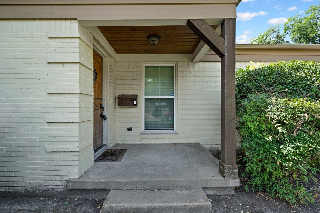 2609 Benbrook Blvd #1 - Photo 3 of 17
