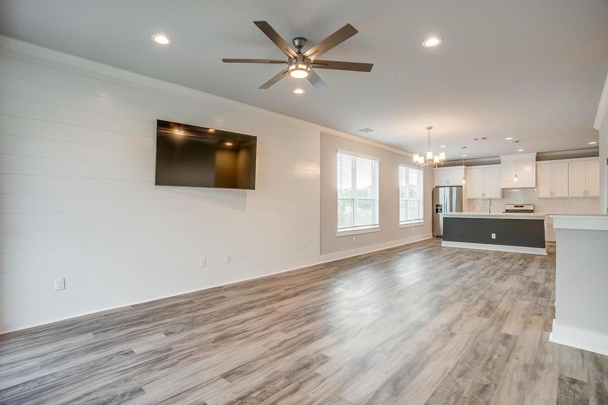 2614 Forest Park Blvd #1 - Photo 4 of 11