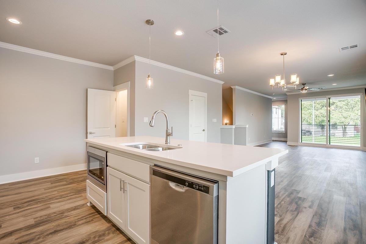 2614 Forest Park Blvd #1 - Photo 6 of 11