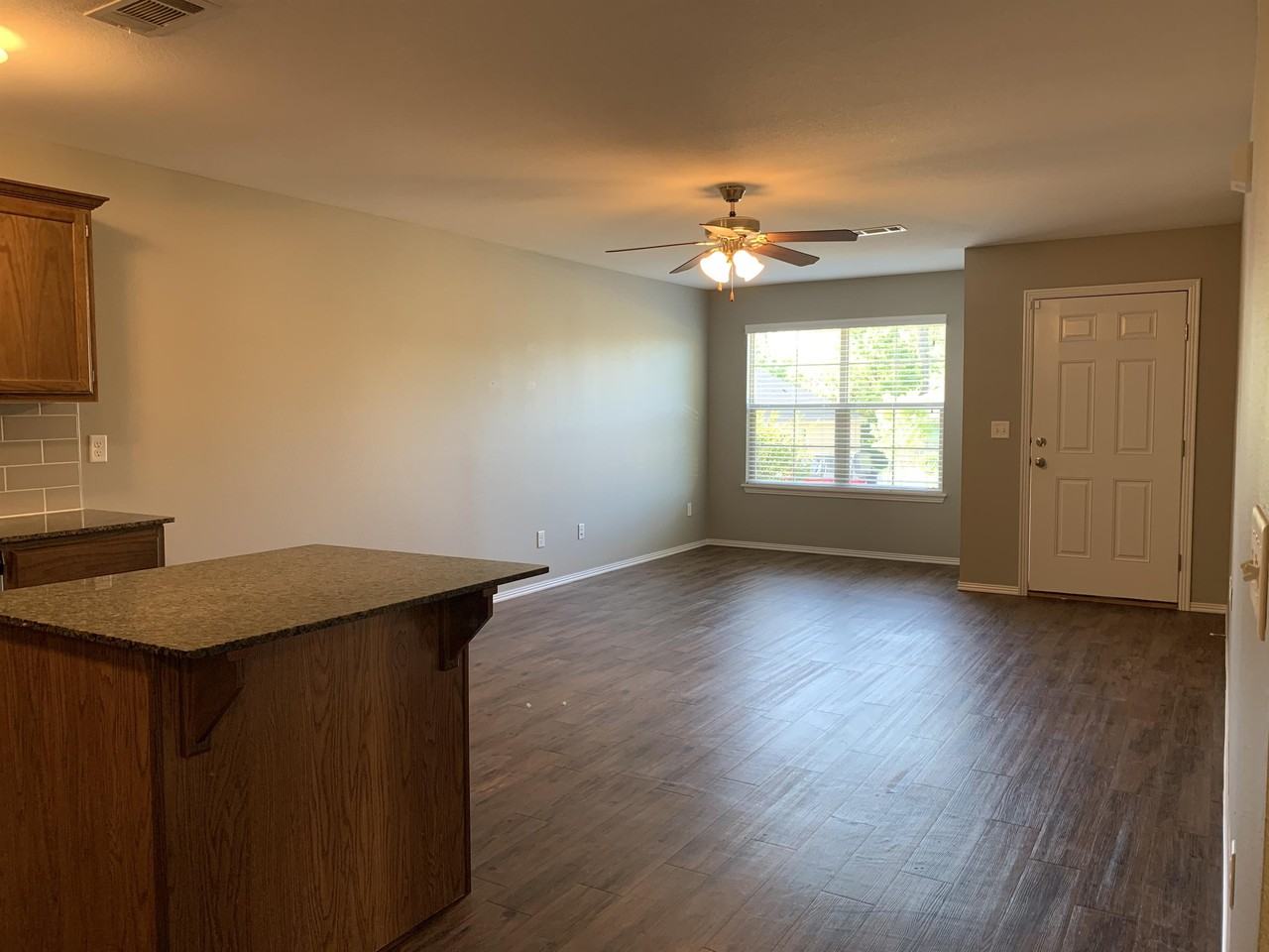 3001 Sw Amberwood Ave #1 - Photo 6 of 15