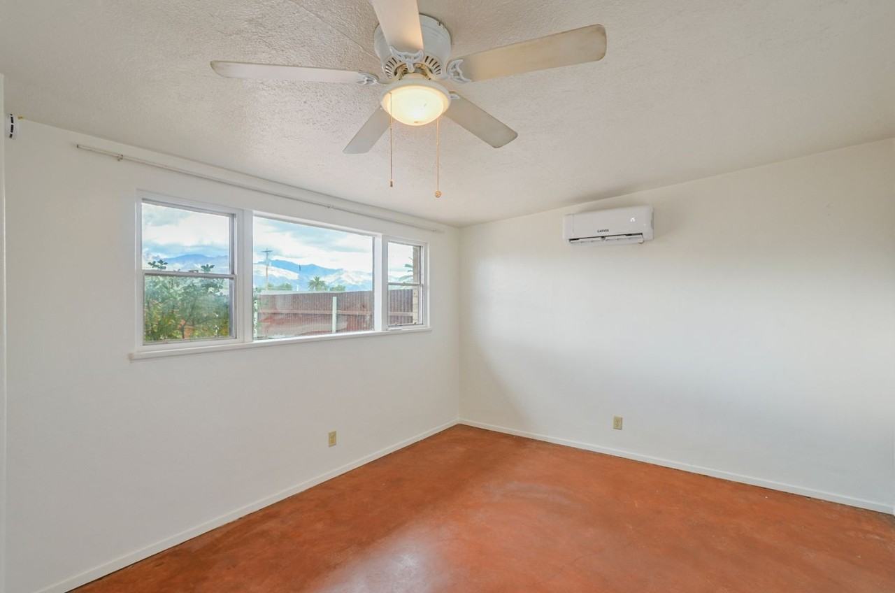 2226 E Spring St - Photo 6 of 19
