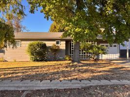 featured image of 1642 Nw Almond Ave