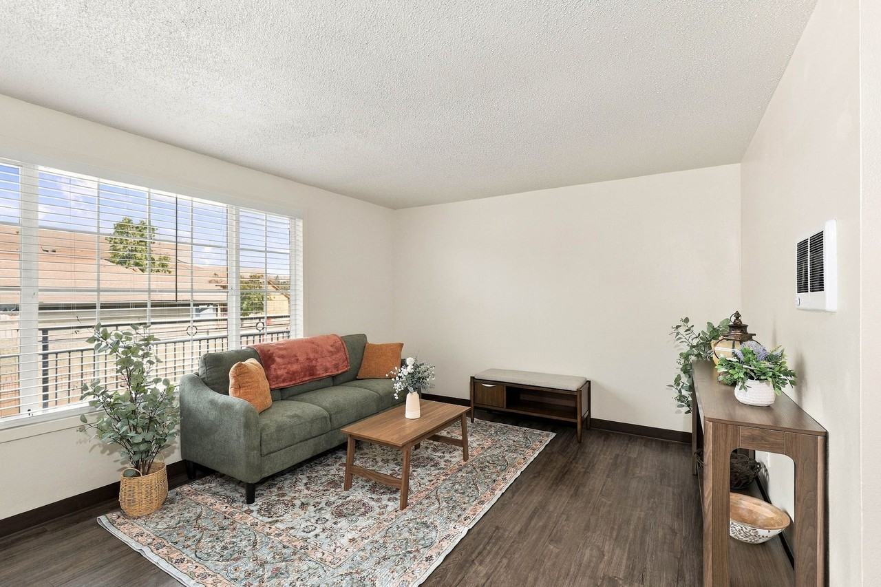 Grant Apartments - Photo 5 of 16