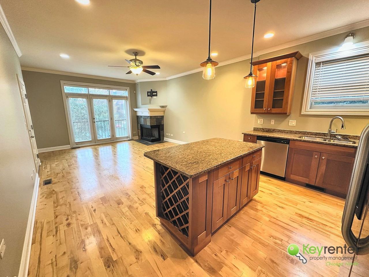 6623 N Greenview Ave #2N - Photo 2 of 15