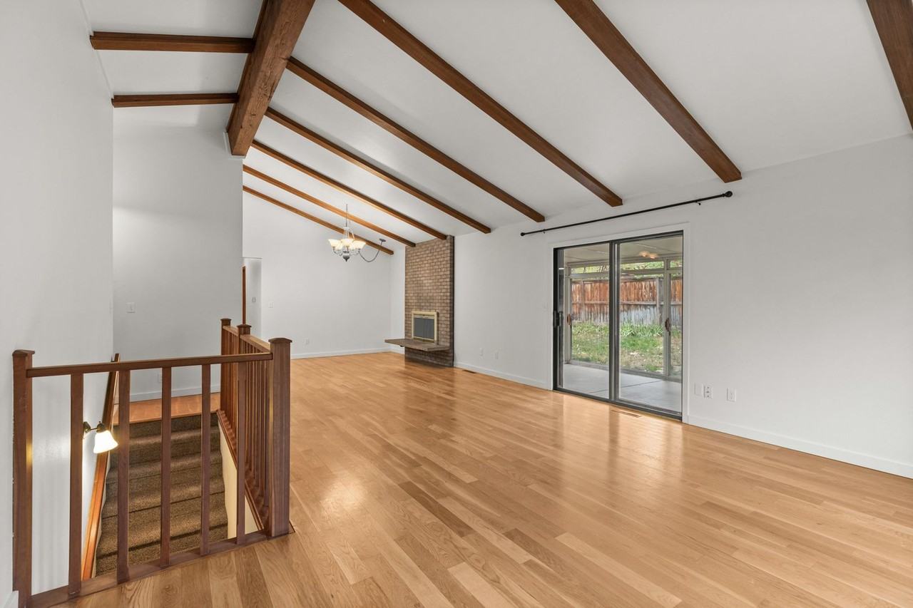 1840 Del Rosa Ct - Photo 5 of 25