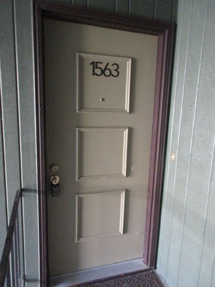 1563 Commercial St Se - Photo 2 of 16