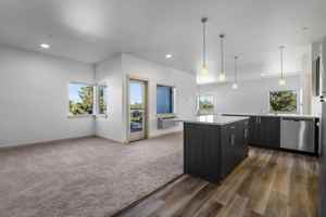 featured image of 630 Nw Kingwood Ave