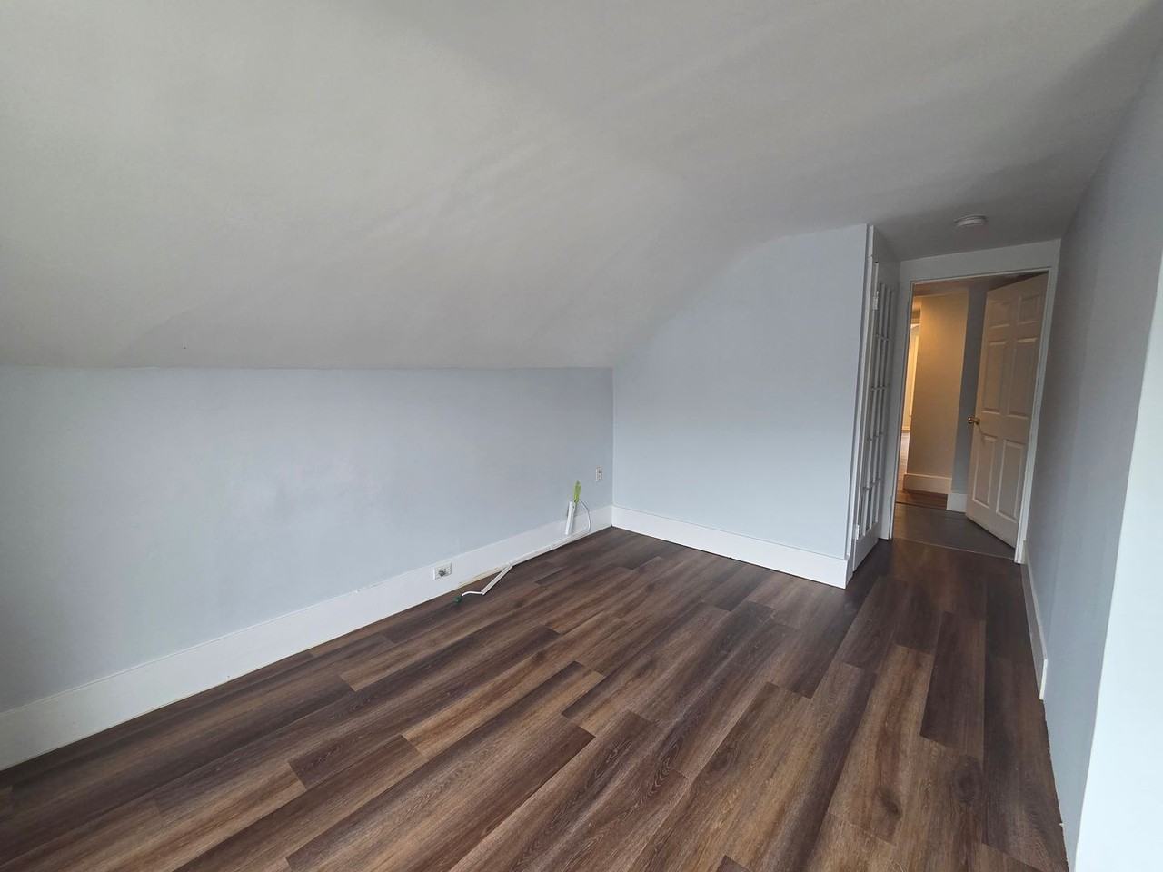 11 N Mast St - Photo 7 of 8