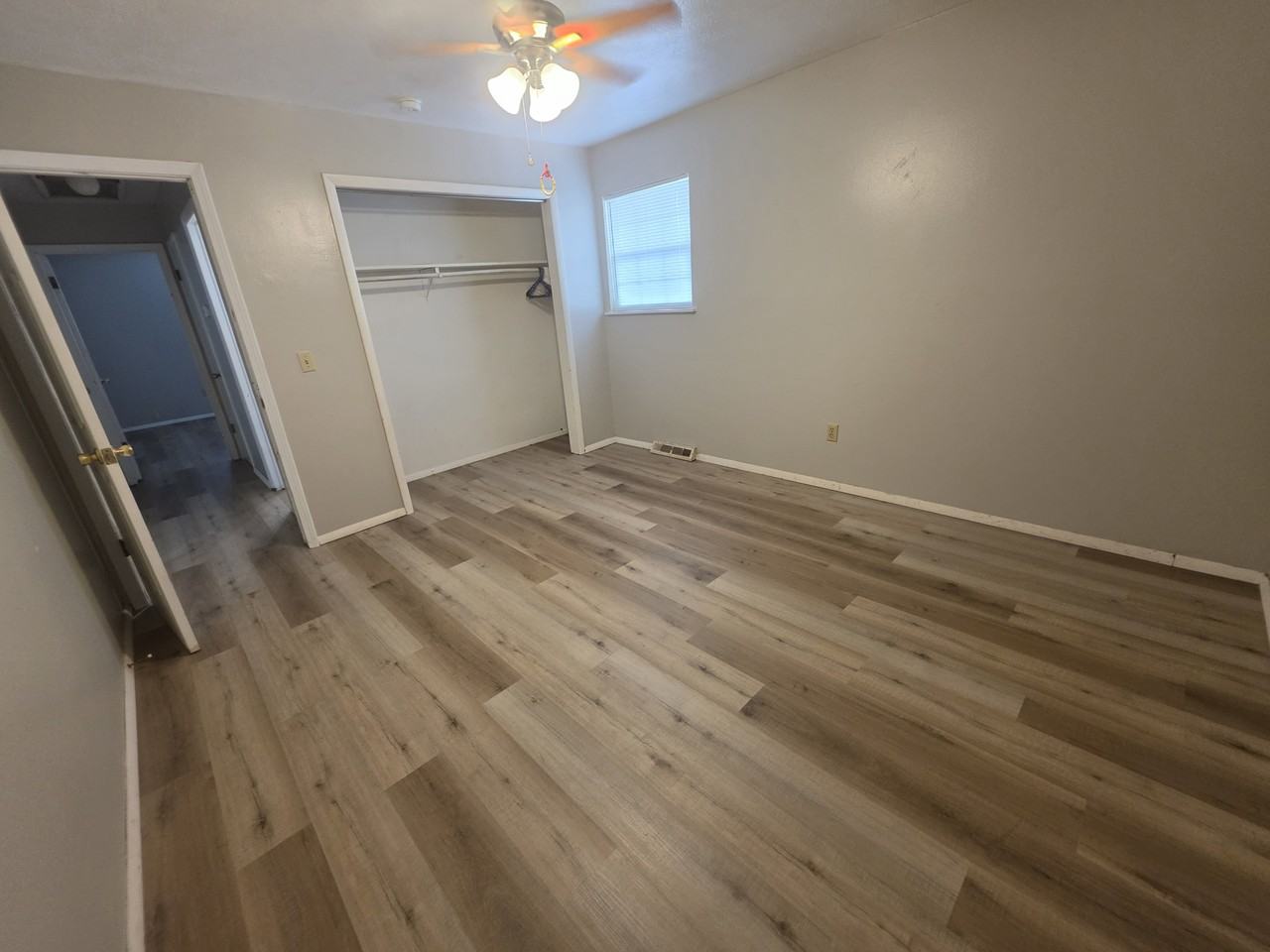 2044 S Barcliff Ave Apt 3 #3 - Photo 6 of 9