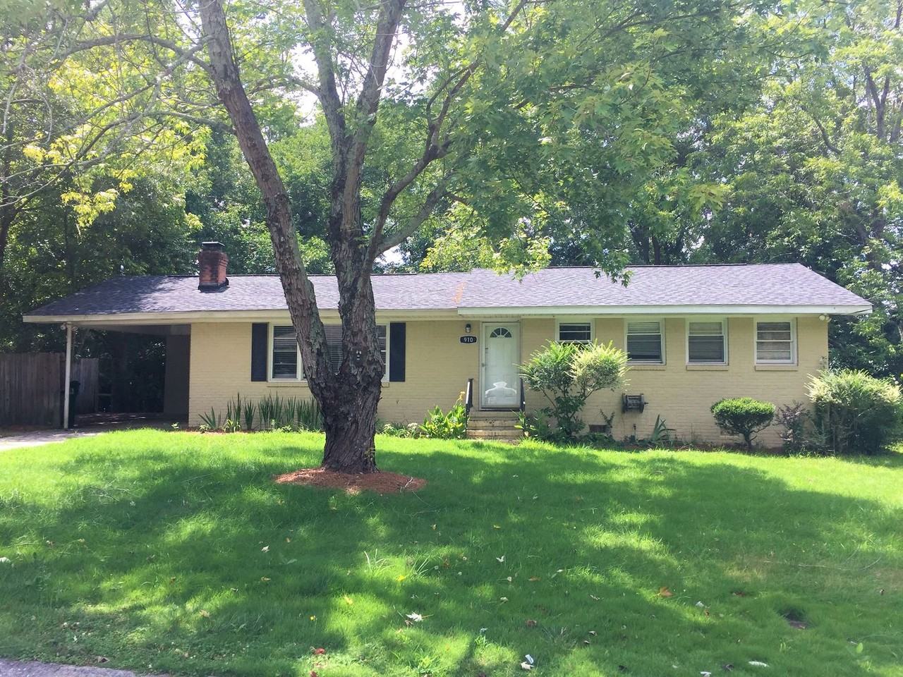 910 Cherokee Trl Se - Photo 3 of 22