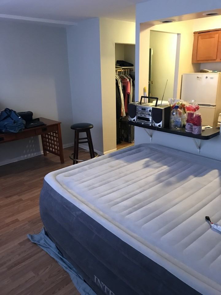 5750 N. Kenmore - Photo 2 of 3